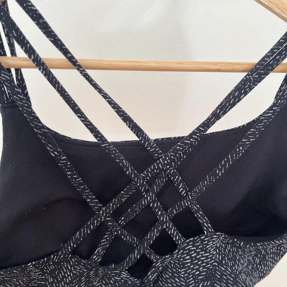 Athleta Sports Bra Black and White Speckled Pattern Size Medium - Picture 3 of 5
